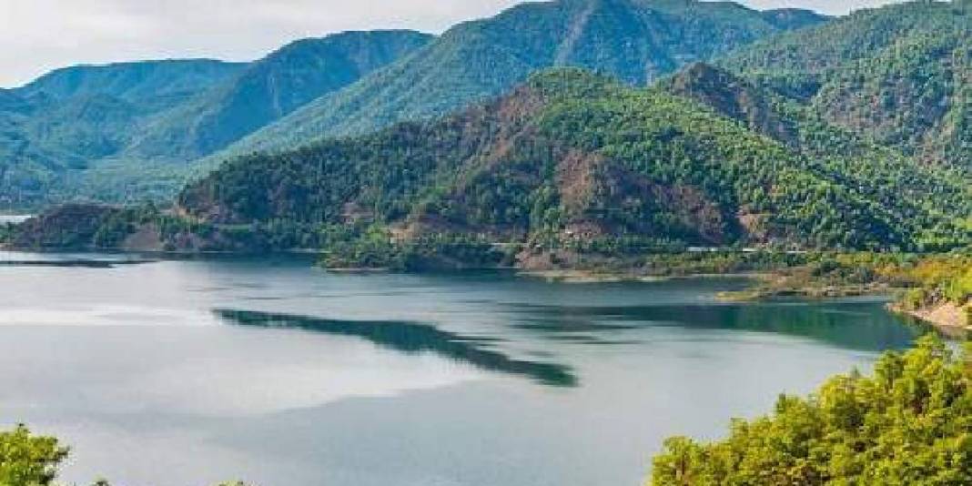 Doğaseverler için mükemmel rota! Ne Bodrum ne Çeşme: Gerçek huzur bu göl kenarında 6